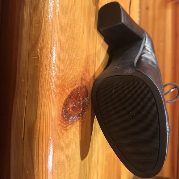 Nine West “Nostalgia” Block Heels - Picture 7 of 8